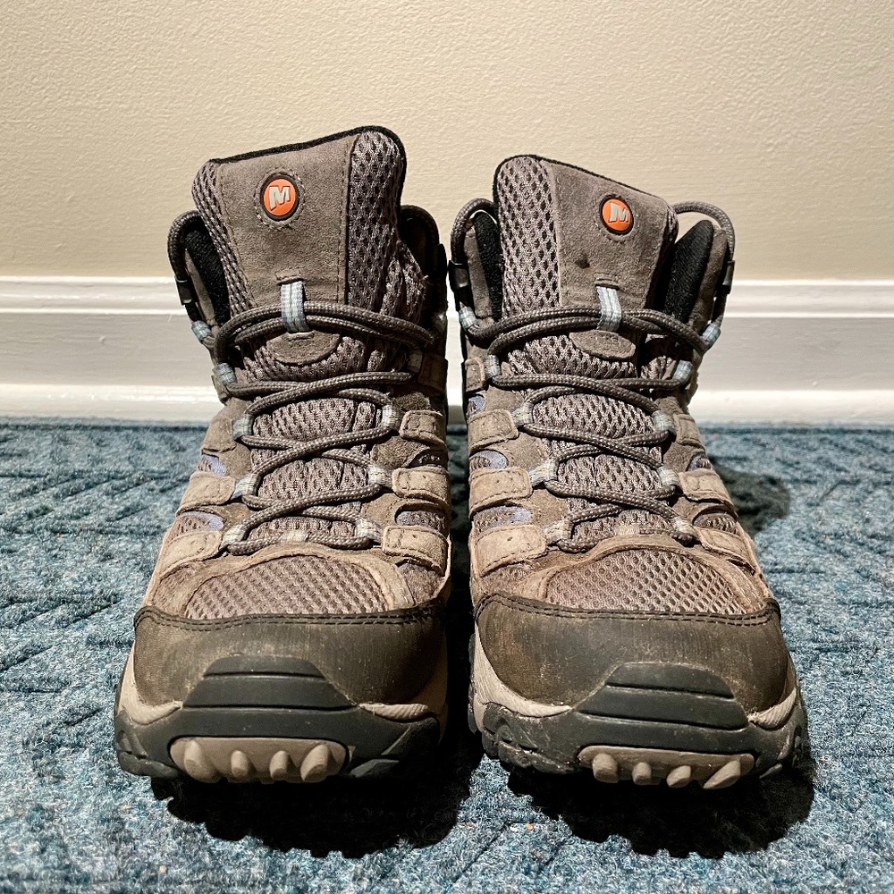 Merrell Women's MOAB 2 Waterproof Hiking Boot, 9